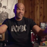 Run-DMC célèbre les 40 ans de l&rsquo;album phare « Raising Hell » : « C&rsquo;est le Sgt. Le poivre du hip-hop