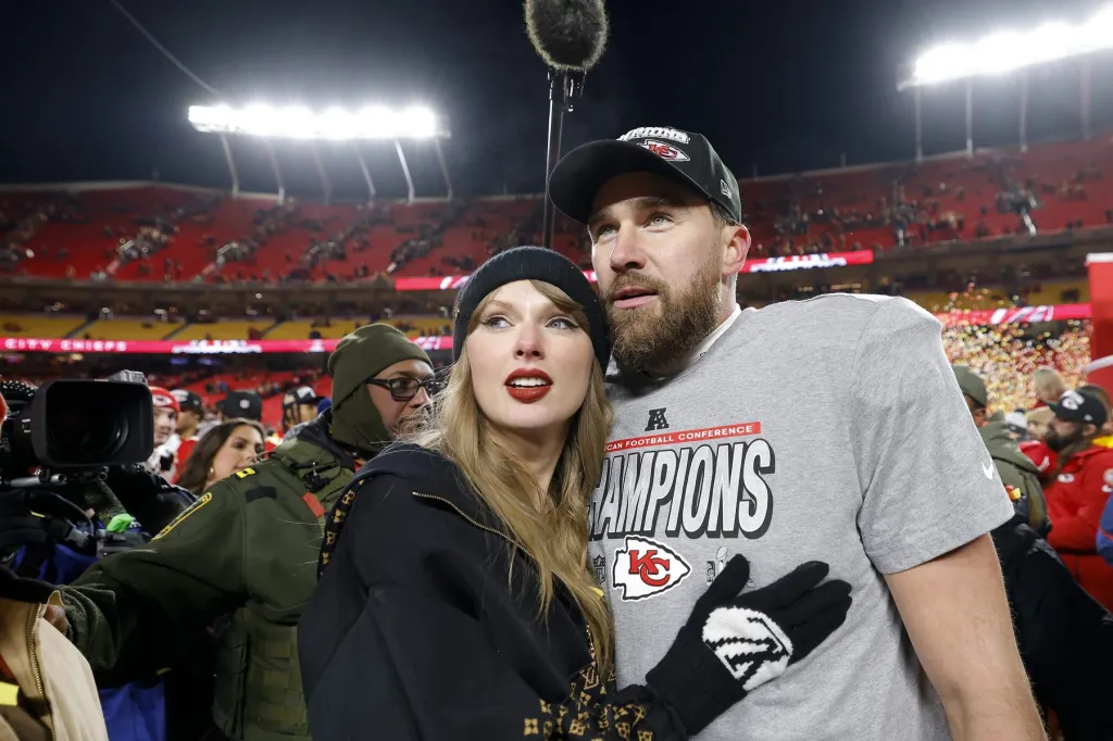 Taylor Swift et Travis Kelce remerciés par plus d'une douzaine d'associations caritatives suite à un don de 26 millions de dollars avant le mariage : « La gentillesse ne se démode jamais »