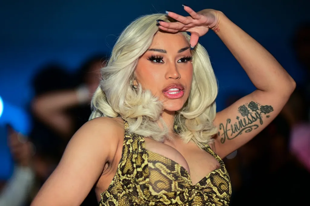 Une chronologie de la querelle de Cardi B et BIA