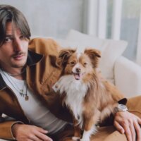 Comment devenir papa pour la première fois avec un chien a changé la vie de Danny Ocean : « Kelo est la lumière de la maison »