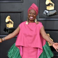 Angélique Kidjo deviendra la première musicienne africaine à recevoir une étoile sur le Hollywood Walk of Fame