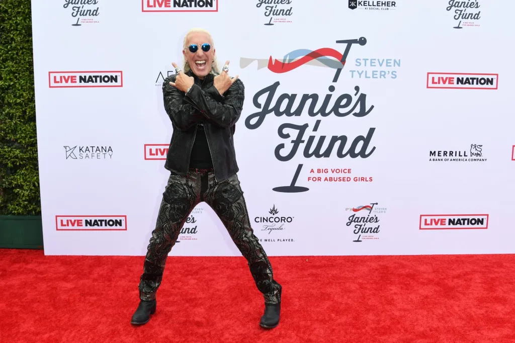 Kelly Osbourne critique Dee Snider, « spectaculairement sans classe », pour avoir « diminué » les contributions lyriques d'Ozzy aux albums solo et du sabbat