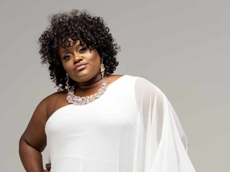 Le salut de Nova Y. Payton à Aretha Franklin réussit au Signature Theatre