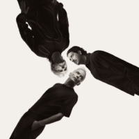 Les Avalanches annoncent un nouvel album honorant les « jingles commerciaux, les sons de start-up exclusifs et les logos audio oubliés depuis longtemps »