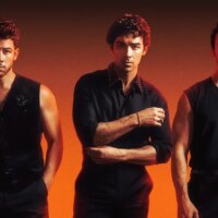 Les Jonas Brothers « brûlent » à nouveau avec une nouvelle tournée de 45 villes