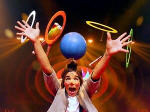 L'exaltant « Circus Vazquez » lance son chapiteau dans Tysons II