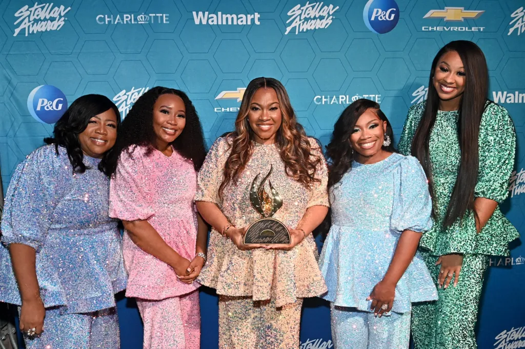 Lisa Knowles-Smith, Darrel Walls et d’autres remportent gros aux Stellar Gospel Music Awards 2026 : liste complète des gagnants