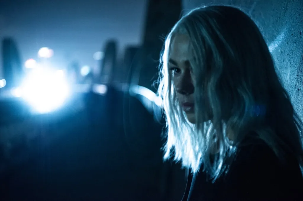 Phoebe Bridgers remporte sa première diffusion au Billboard n°1 avec « Lost Boys »