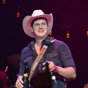 Retour en arrière : en 2016, « Boots » de Jon Pardi est passé au numéro 1 sur Country Airplay