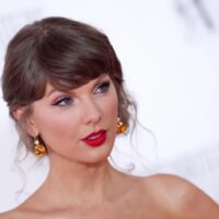 Taylor Swift fait un don de 50 000 $ au bon samaritain du Rhode Island frappé par une voiture