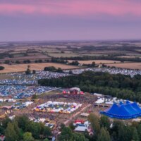 Pourquoi End of the Road reste l&rsquo;étoile brillante de la scène des festivals indépendants au Royaume-Uni après 20 ans : « Ne proposez pas la même chose »