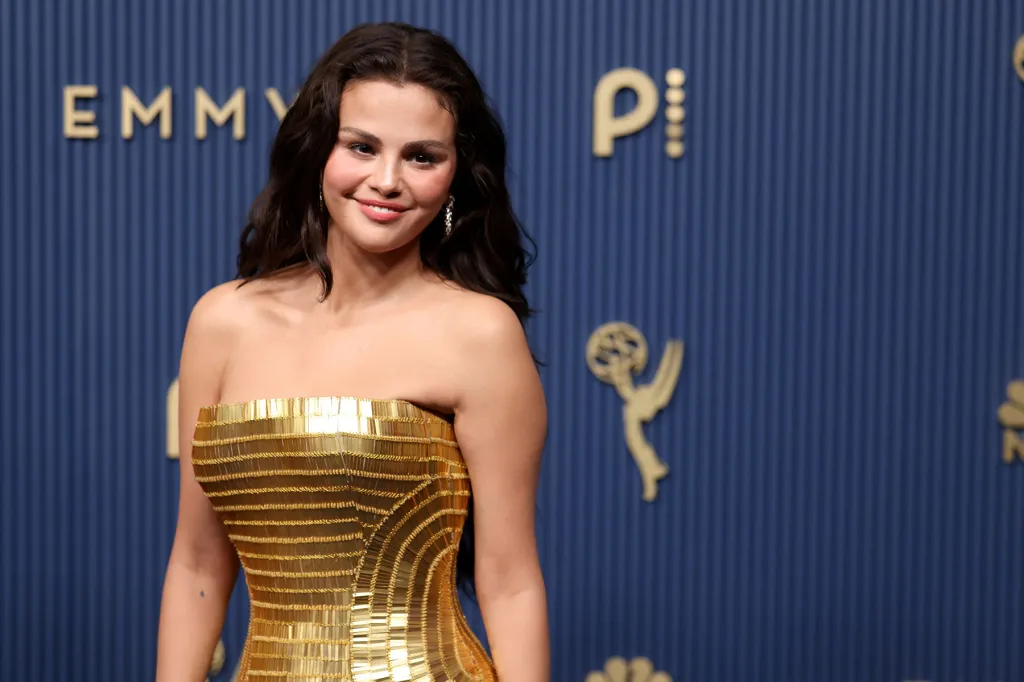 Selena Gomez pense que ses fans veulent qu'elle ressemble toujours à ce qu'elle était en 2016 : "Les gens veulent me figer dans le temps"