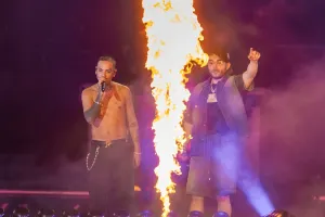 Natanael Cano et Tito Double P se produisent à l'Estadio GNP Seguros de Mexico, vendredi 19 septembre.