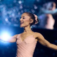 Ariana Grande reste coincée dans l&rsquo;ascenseur après le dernier spectacle d&rsquo;Eternal Sunshine