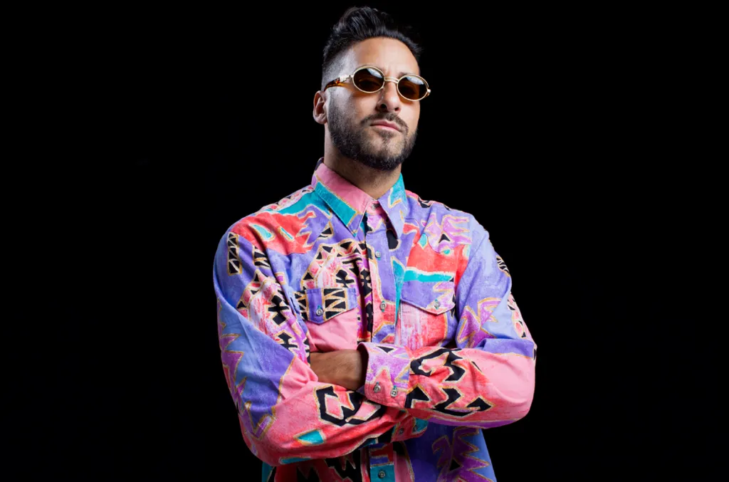Armand Van Helden prêt pour la série THE WORKS Warehouse de Sydney