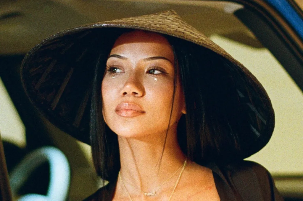 De Jhené Aiko à Slayyyter, Dove Cameron et plus, quelle nouvelle sortie musicale est votre préférée ? Voter!