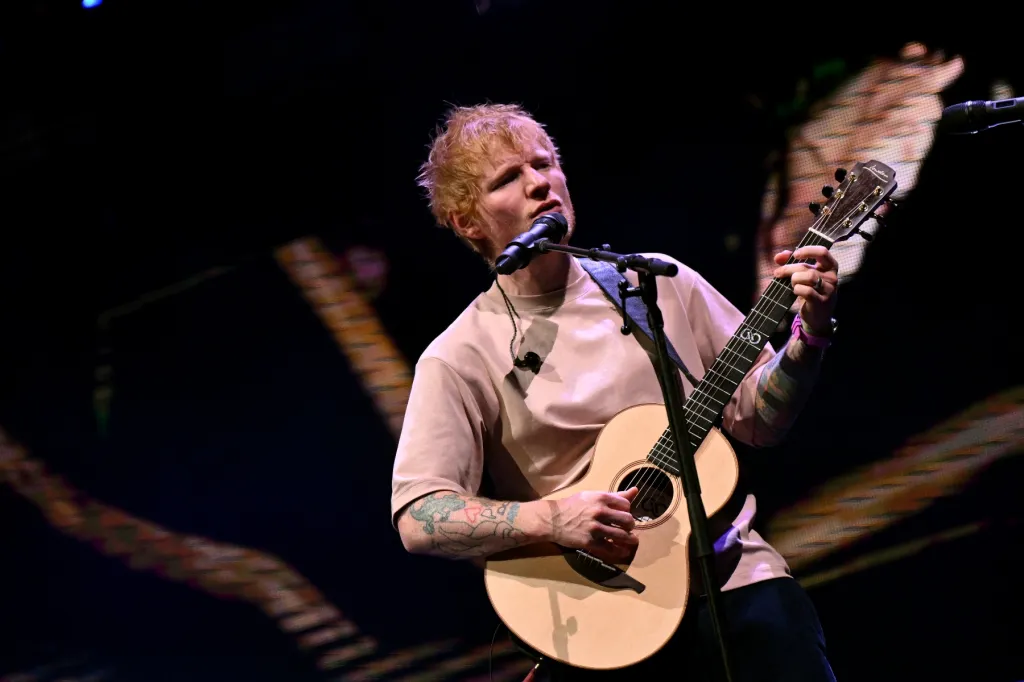 Ed Sheeran déclare que la situation à Gaza est « catastrophique et injustifiable » lors de sa tournée à Philadelphie