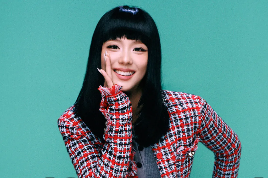 JISOO de BLACKPINK incarnera 4 « personnages cinématographiques » différents dans une campagne de mode conceptuelle
