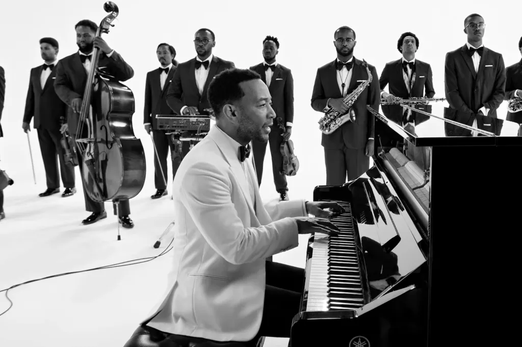John Legend s'inspire de sa vidéo "Ordinary People" pour le visuel cinématographique "Fireflies"
