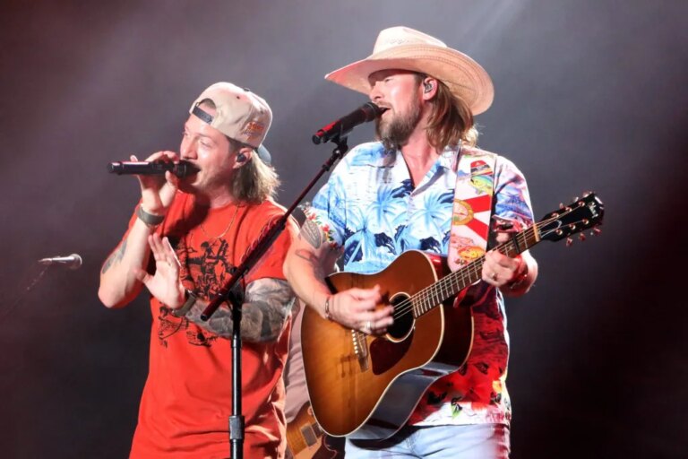 La Florida Georgia Line fera-t-elle un retour à Stagecoach ? Regardez un nouveau teaser vidéo