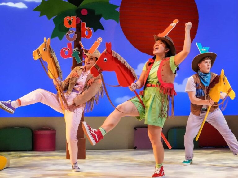 Les ABC musicaux se réjouissent de « Chicka Chicka Boom Boom » au Imagination Stage