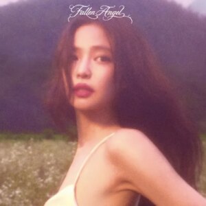 Les fans choisissent « Fallen Angel » de JENNIE comme nouvelle musique préférée de la semaine
