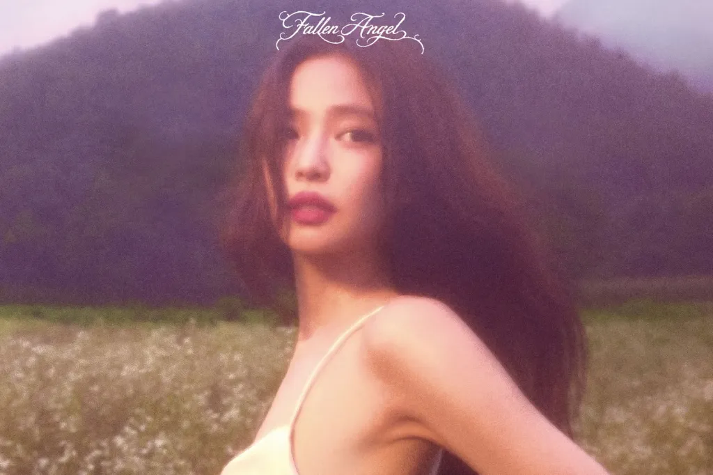 Les fans choisissent "Fallen Angel" de JENNIE comme nouvelle musique préférée de la semaine