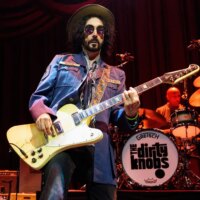 Mike Campbell apporte The Dirty Knobs à Farm Aid, quatre décennies après avoir soutenu Dylan lors des débuts du festival : « C&rsquo;était tout un moment »