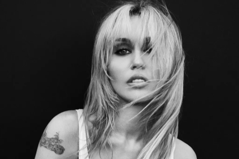 Miley Cyrus annonce un nouvel album « vulnérable » « Bass Persuades » ainsi que des spectacles au Hollywood Bowl