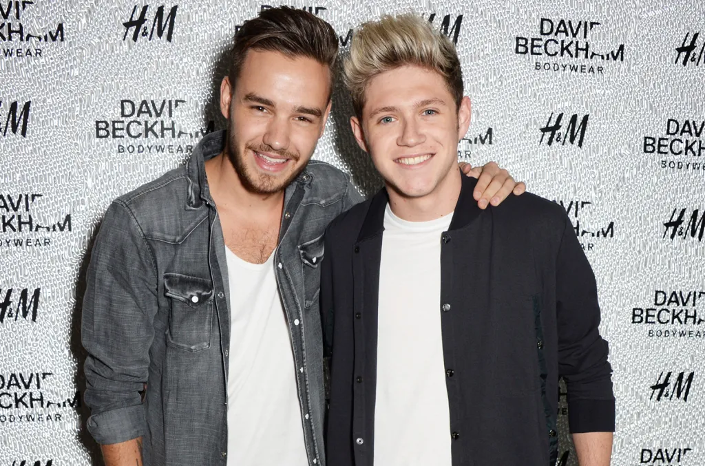 Niall Horan rend hommage à Liam Payne en interprétant la voix du défunt membre du groupe One Direction sur scène pour "End of an Era"