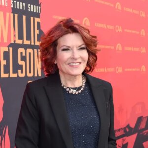 Rosanne Cash reporte trois spectacles en raison d&rsquo;une « urgence médicale inattendue »