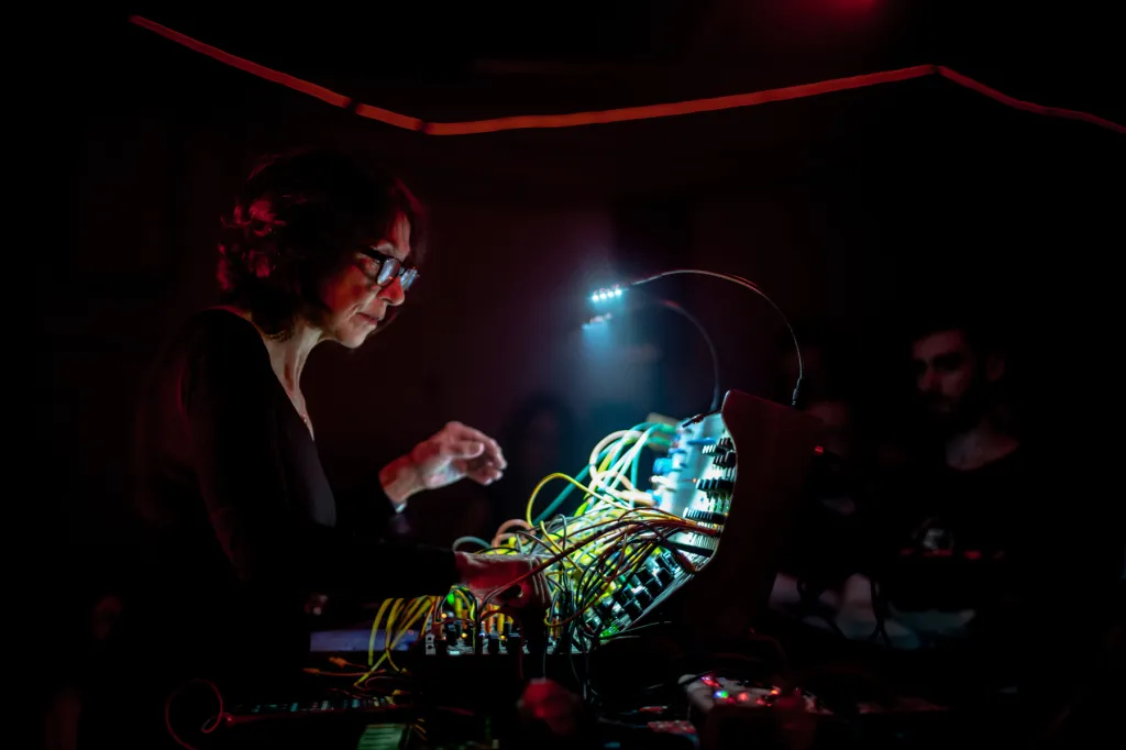 20 questions à la pionnière de l'électronique Suzanne Ciani : « Maintenant, j'ai un public. » Les enfants savent ce qui se passe