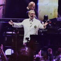 Elton John remercie ses fans pour « Tout l&rsquo;amour » alors qu&rsquo;il fait ses adieux à la scène mexicaine : 5 meilleurs moments