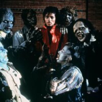 Aurons-nous notre premier Halloween saisonnier n°1 du siècle cette année ? « Thriller », « Dracula » et la course Hot 100 la plus effrayante de tous les temps