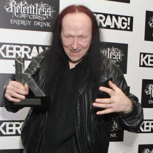 Conrad « Cronos » Lant, chanteur/bassiste et icône du black metal de Venom, est décédé à 63 ans