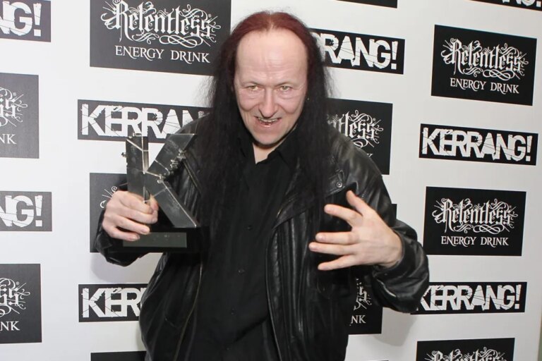 Conrad « Cronos » Lant, chanteur/bassiste et icône du black metal de Venom, est décédé à 63 ans