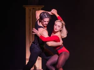 "Dirty Dancing" est en tournée au National pour nous faire passer un moment inoubliable