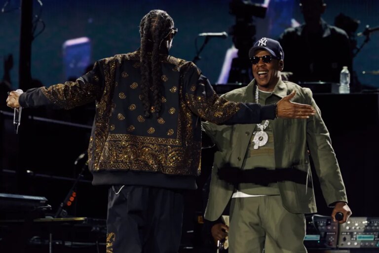 Dr. Dre, Snoop Dogg et Too $hort électrisent la dernière étape de la tournée Jay-Z30