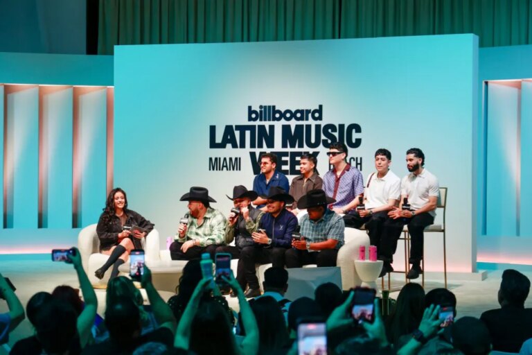 La nouvelle génération de musique régionale mexicaine parie sur des sons frais et des paroles plus personnelles