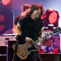 Les Foo Fighters clôturent leur résidence « Kimmel » avec la reprise de « Baker Street » : regardez