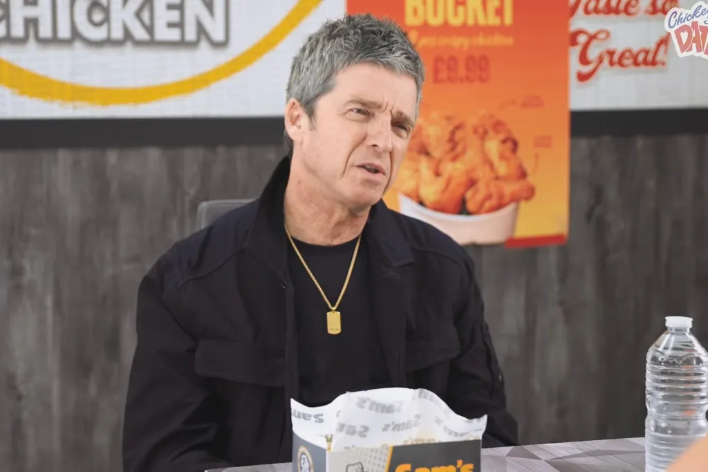 Noel Gallagher dit « F… » végétariens à la « date du magasin de poulet » – à une exception très notable