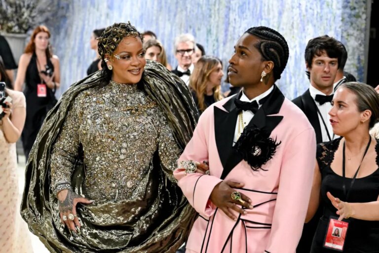 Rihanna révèle le produit qu&rsquo;A$AP Rocky continue de lui voler : « Cette bouteille est vide en ce moment »