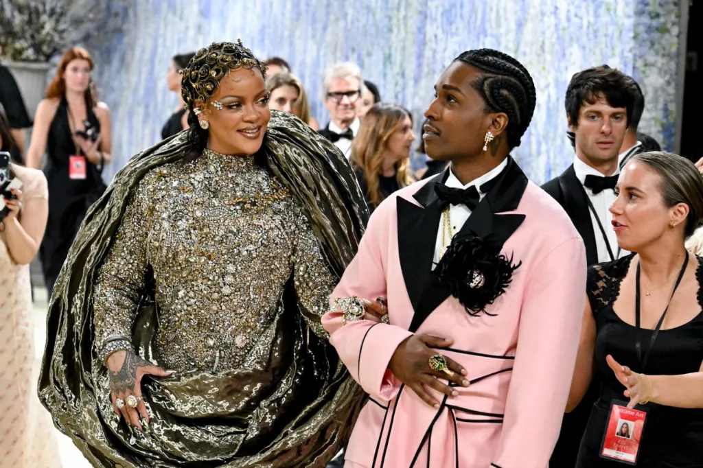 Rihanna révèle le produit qu'A$AP Rocky continue de lui voler : "Cette bouteille est vide en ce moment"