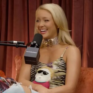 Zara Larsson dit qu&rsquo;elle pourrait un jour se présenter aux élections en tant que « Mamdani chantante »